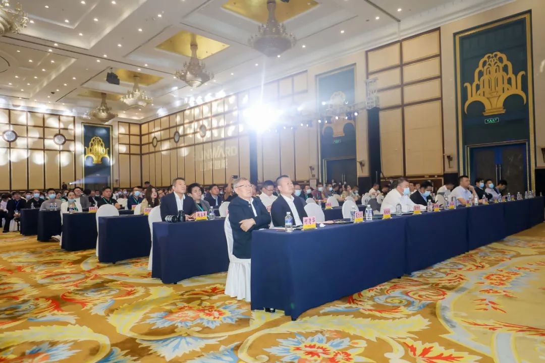 “爆品”出击！9888拉斯维加斯官网智能客户交流会签约超8亿元