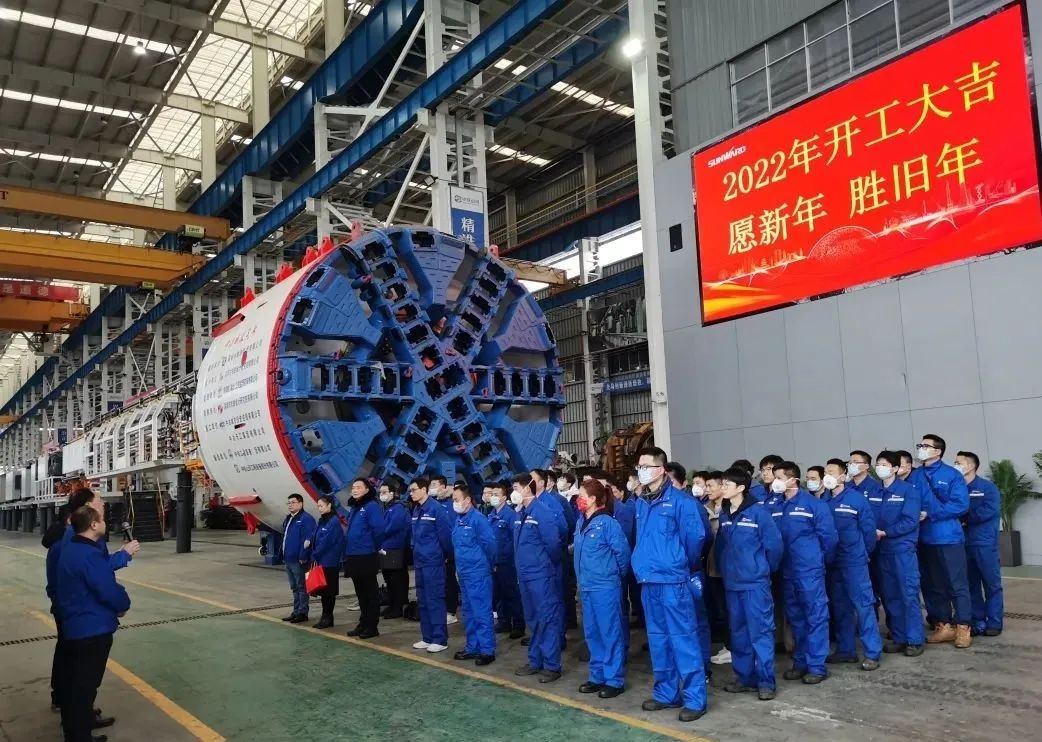 直击生产一线！中铁9888拉斯维加斯官网复工复产忙