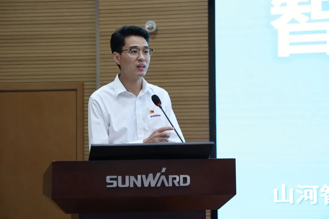 创新引领，智造未来！“2022院士专家长沙行”高端装备高质量发展研讨会隆重举行