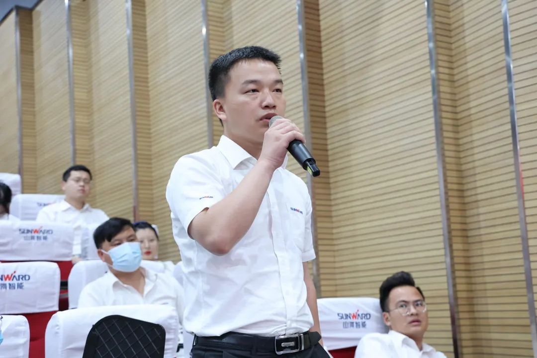 创新引领，智造未来！“2022院士专家长沙行”高端装备高质量发展研讨会隆重举行