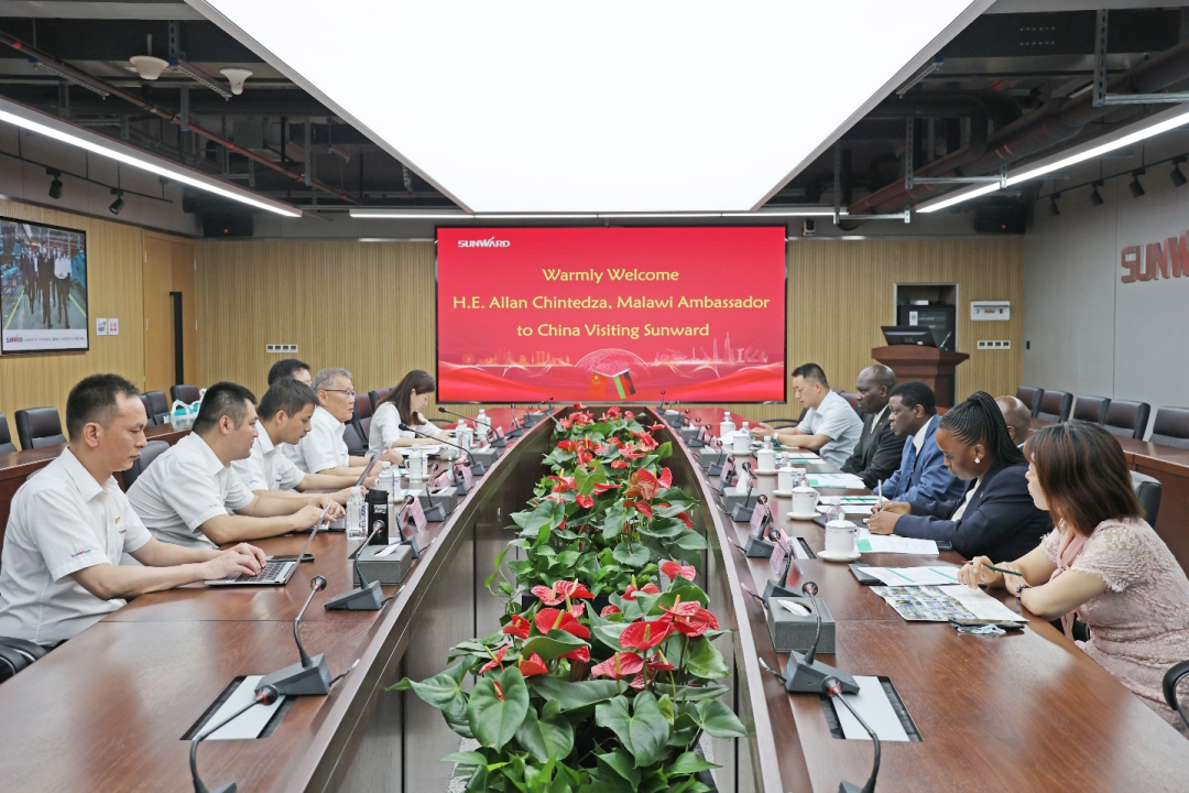 20220630091830_10977 马拉维大使一行考察9888拉斯维加斯官网智能