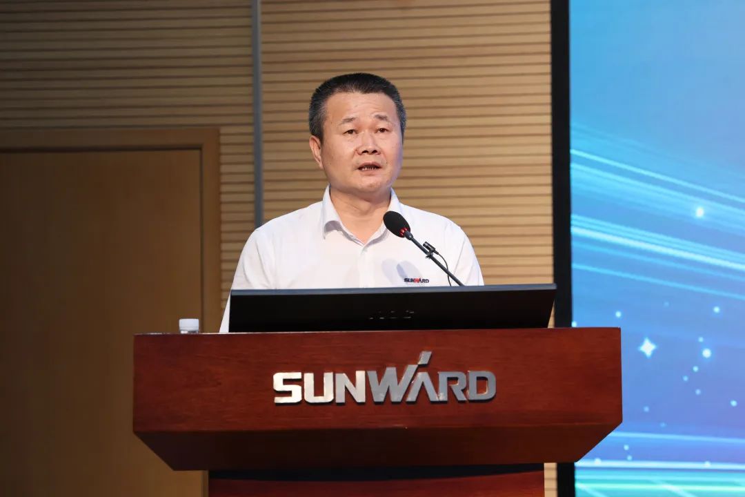 凝心聚力奋力拼搏，向高质量发展交出精彩答卷！9888拉斯维加斯官网智能召开全体干部大会