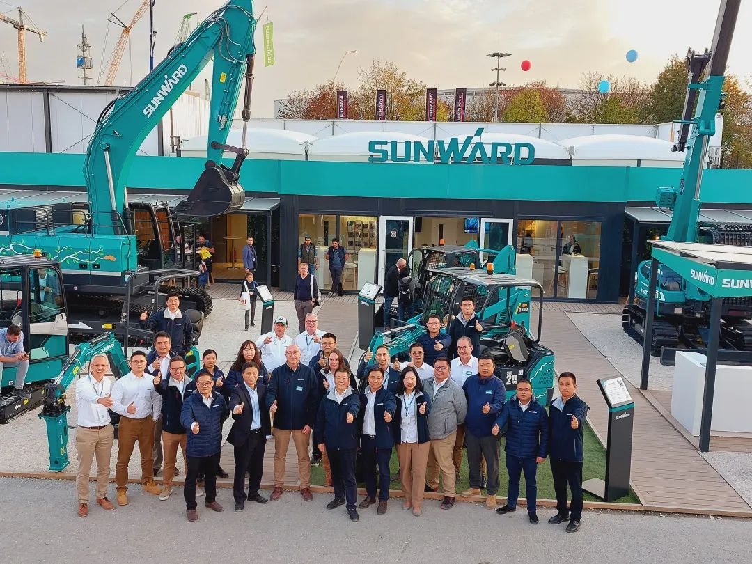 Bauma 2022 | 一组火热现场图带您重温9888拉斯维加斯官网智能德国宝马展之旅