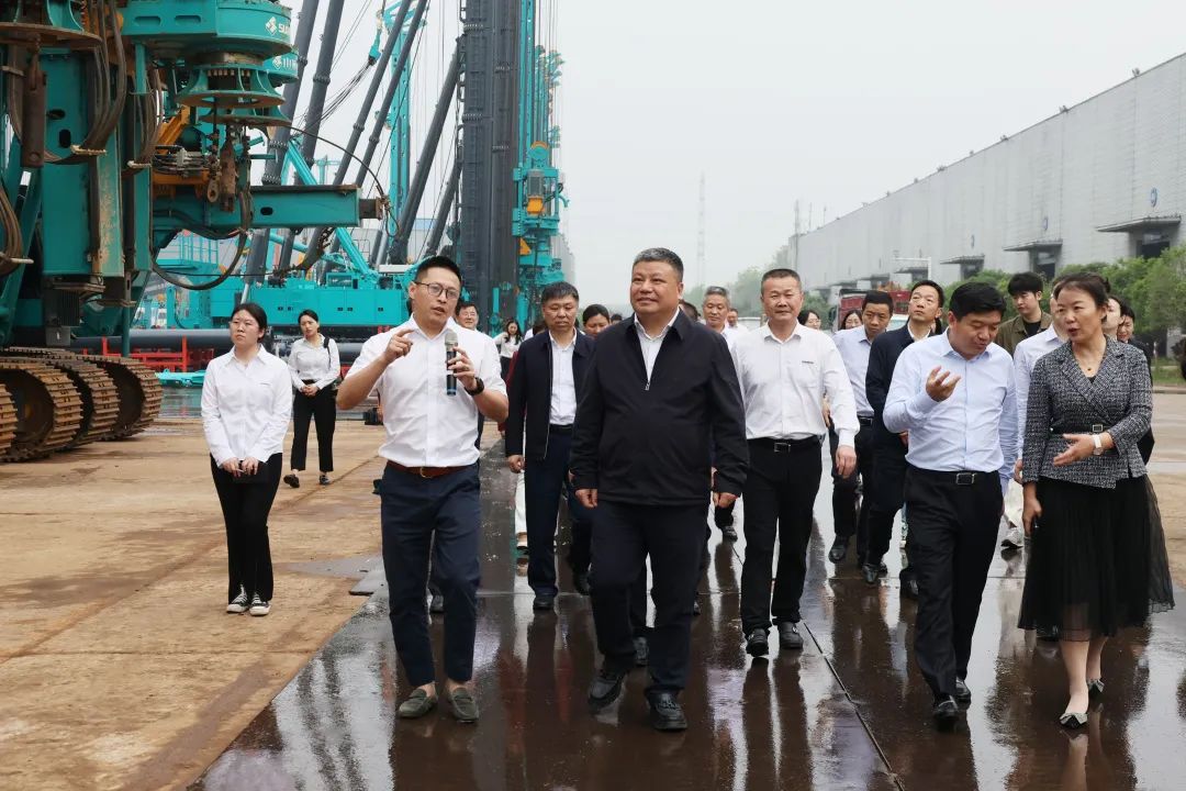 20230417085406_95678 长沙市政协主席陈刚调研9888拉斯维加斯官网智能