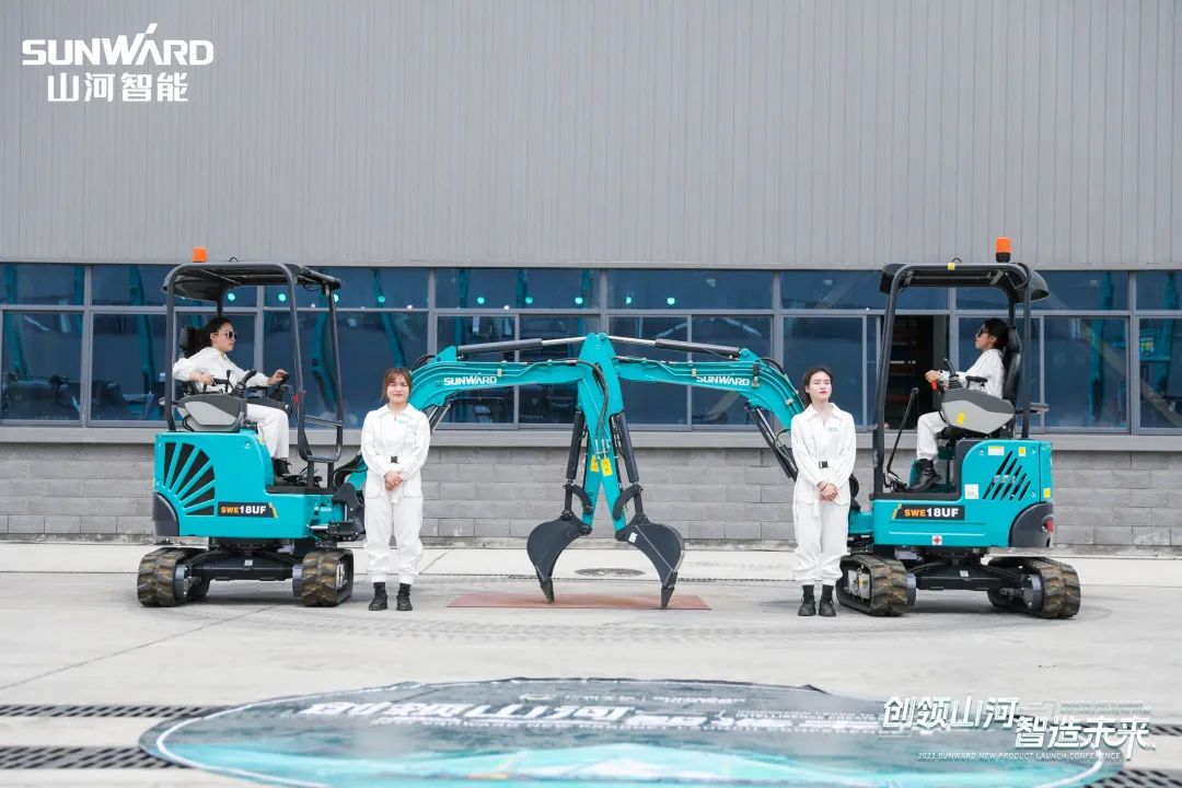 20230517084304_42601 精品出击、互动不断!9888拉斯维加斯官网智能F系列挖掘机闪耀长沙展