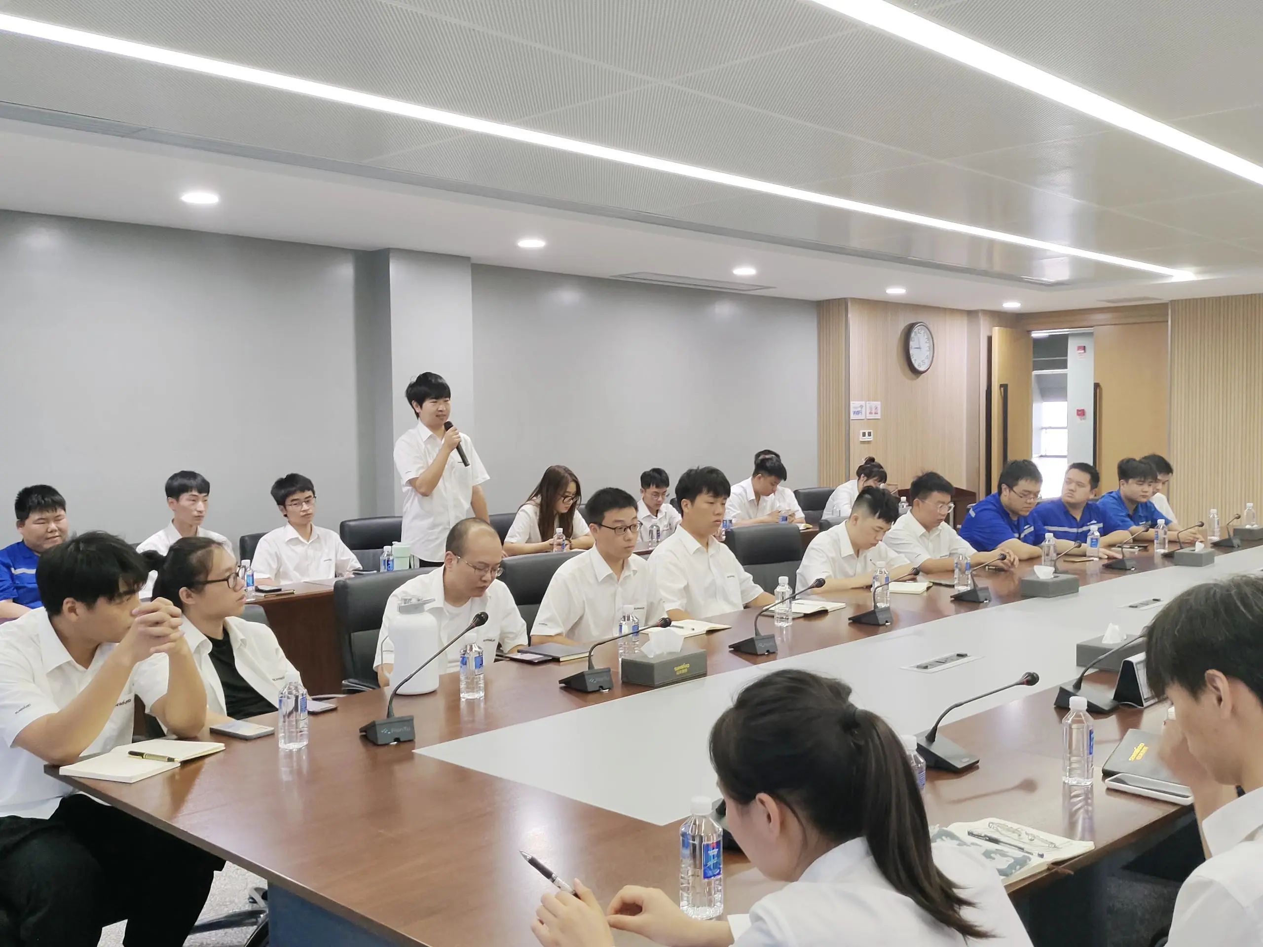 畅谈心声，共话未来！这场应届毕业生员工座谈会，很暖，很贴心！