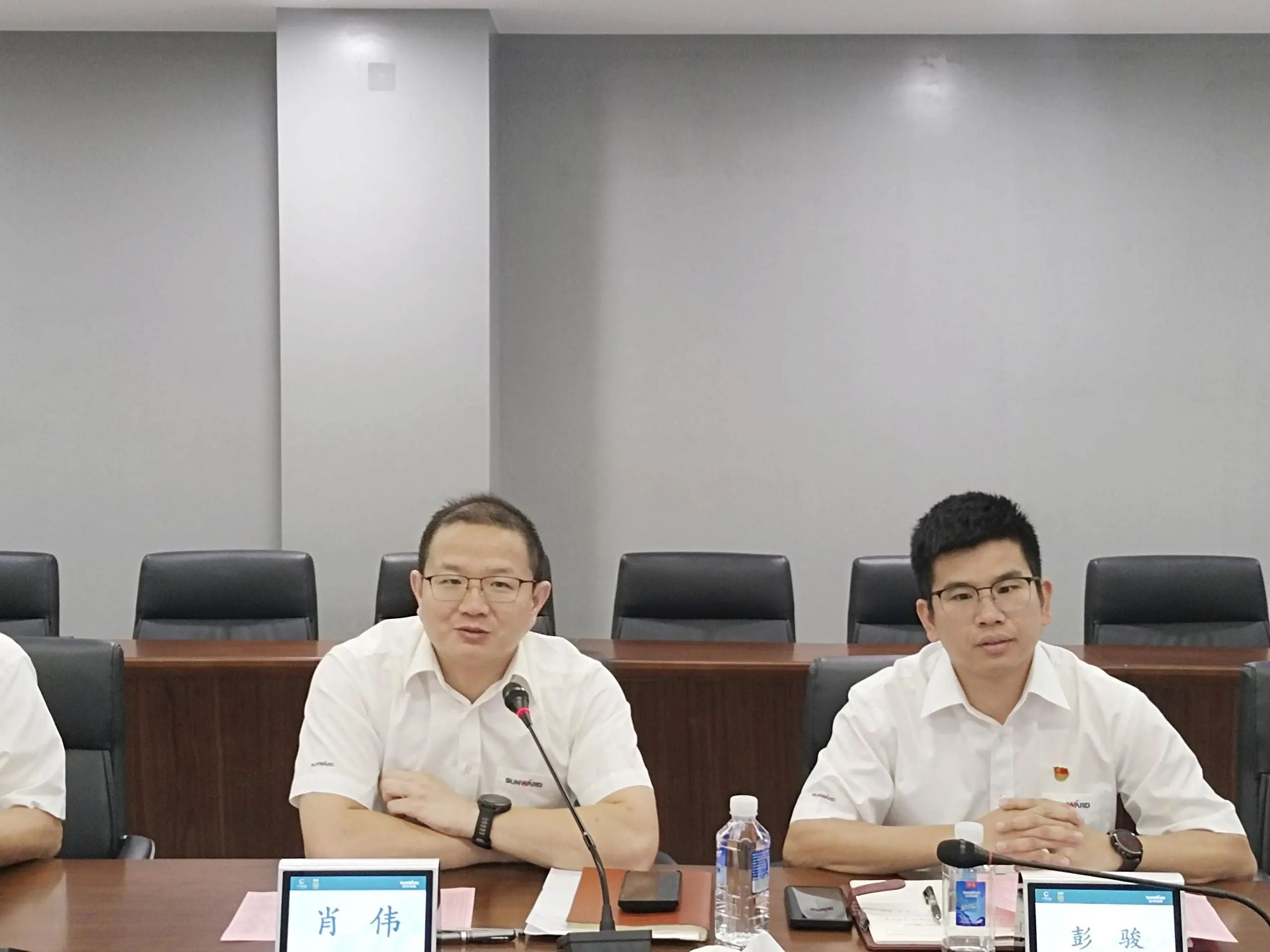 畅谈心声，共话未来！这场应届毕业生员工座谈会，很暖，很贴心！