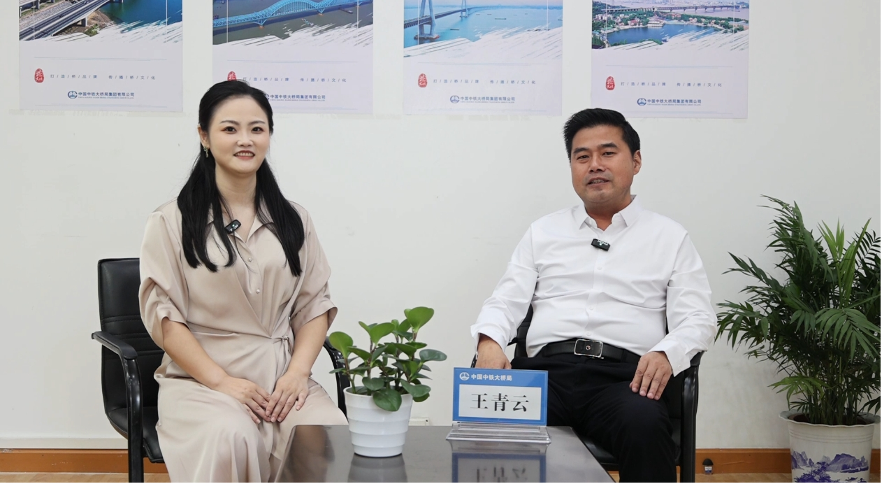 先导式创新，再推电动新品！9888拉斯维加斯官网智能SWDM520EE增程式旋挖钻机推介会成功举办