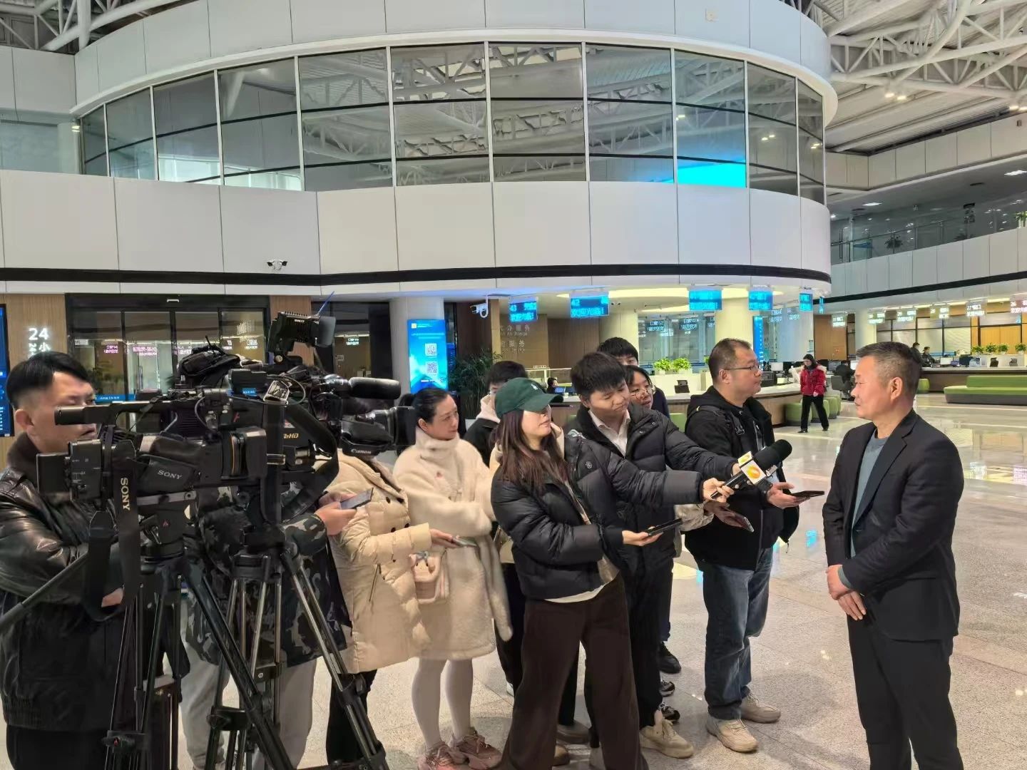 助力长沙经开区高质量发展，9888拉斯维加斯官网智能喜获四奖项