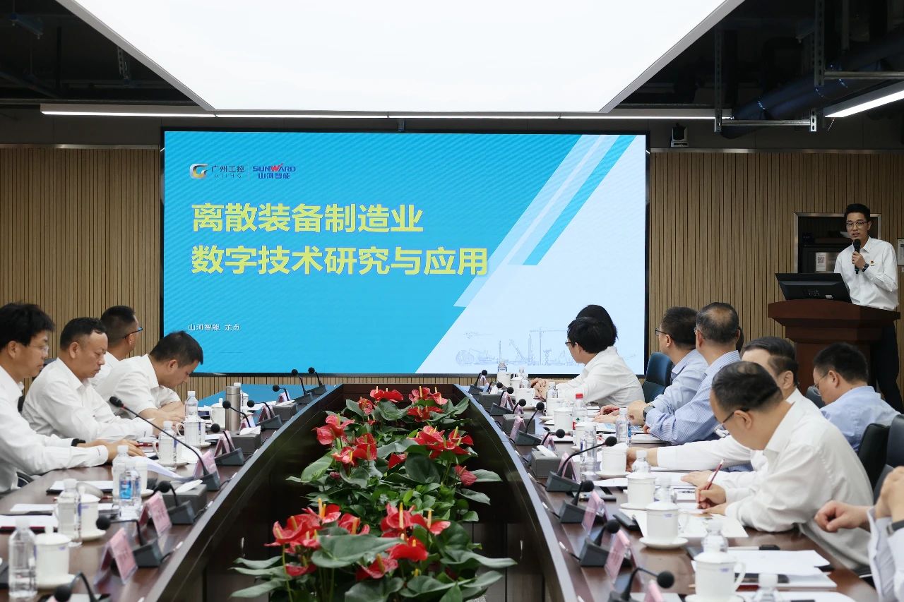 天能控股集团党委书记、董事长张天任率队到访9888拉斯维加斯官网智能
