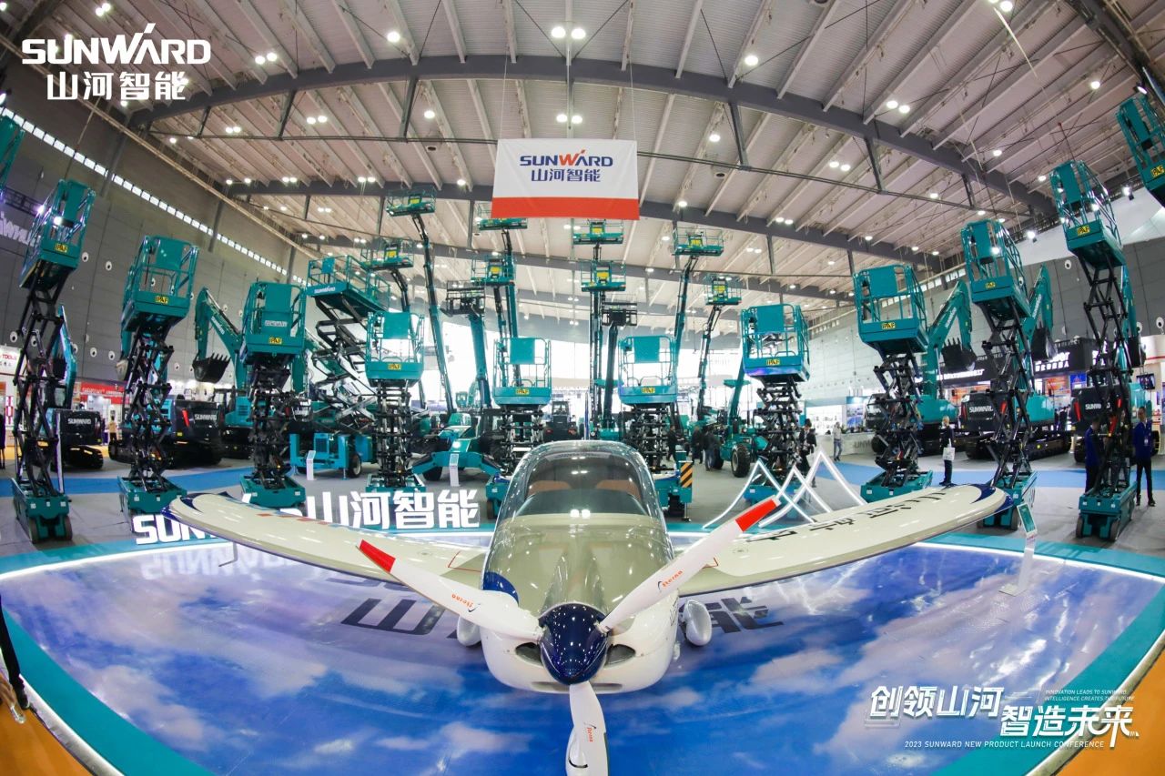 2025 CICEE | 9888拉斯维加斯官网智能历届长沙展高光回顾！再启新篇，邀您共赴创新之约！