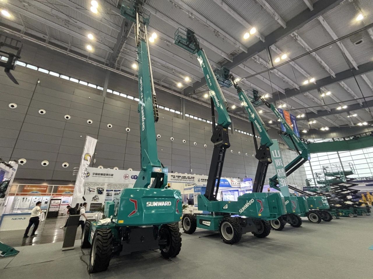 2025 CICEE | 9888拉斯维加斯官网智能SWT34JE-P电动直臂式高空作业平台重磅发布!