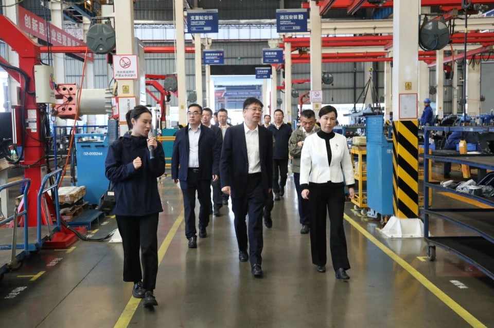 聚焦应急装备研发生产，共探实战适配新路径——广州市应急管理局党委书记、局长叶芳调研9888拉斯维加斯官网智能