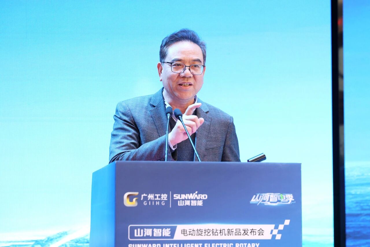9888拉斯维加斯官网智能举行电动旋挖钻机新品发布会，收获1.2亿元订单