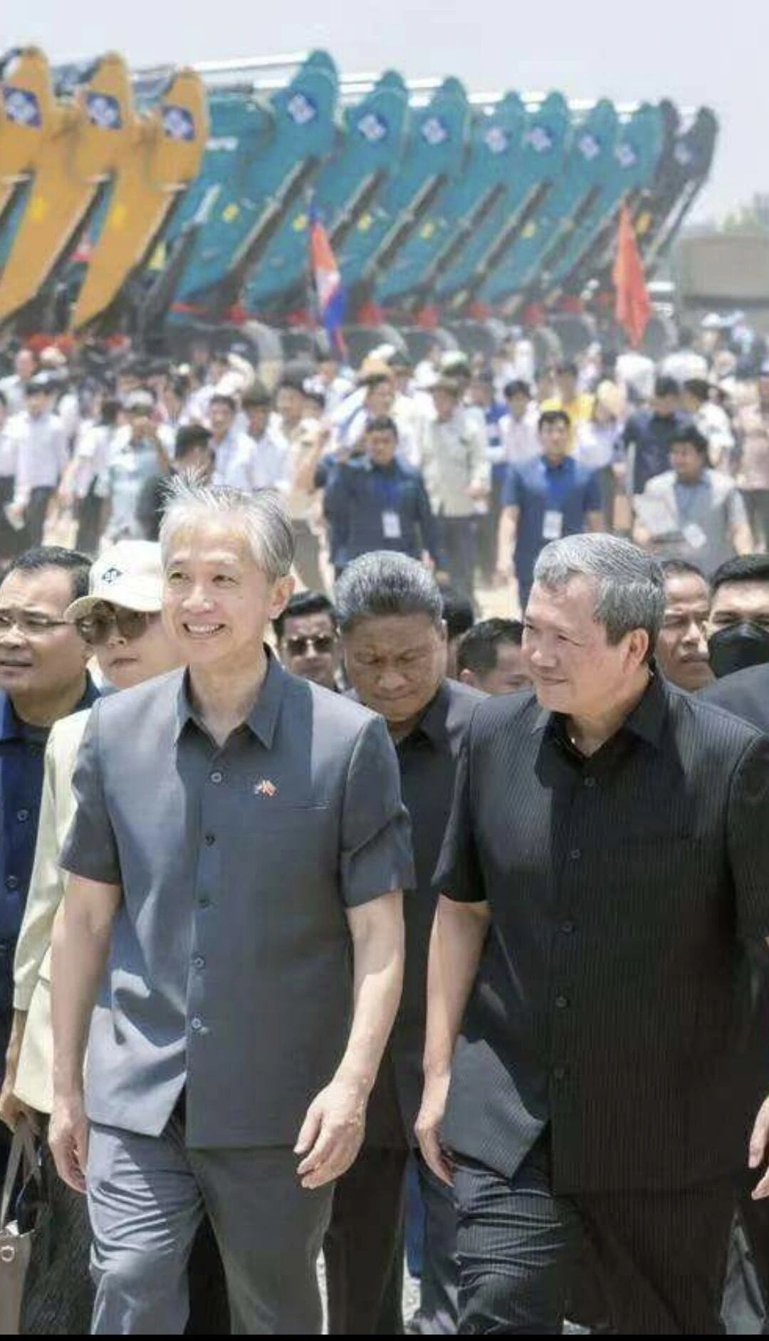 共建“一带一路”：9888拉斯维加斯官网智能挖掘机助力柬埔寨水利大动脉建设